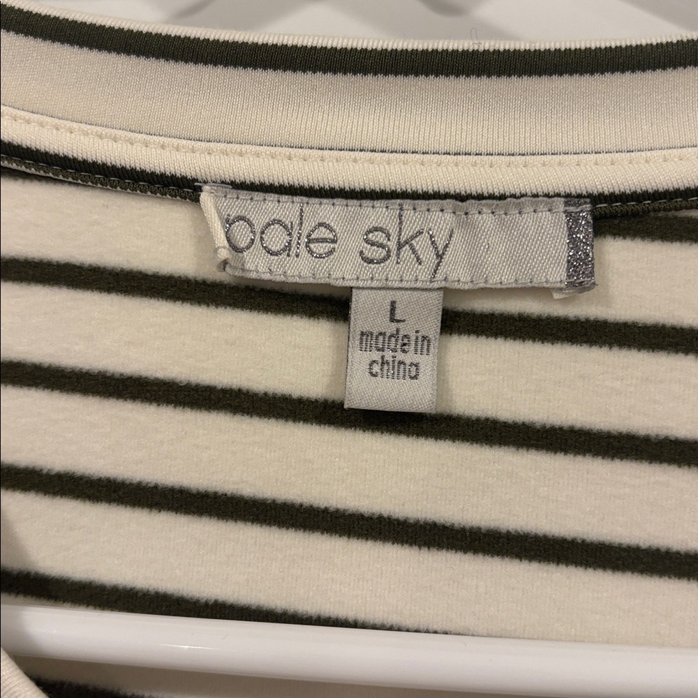 Pale Sky Womens Long Sleeve Shirts Large - Picture 2 of 6